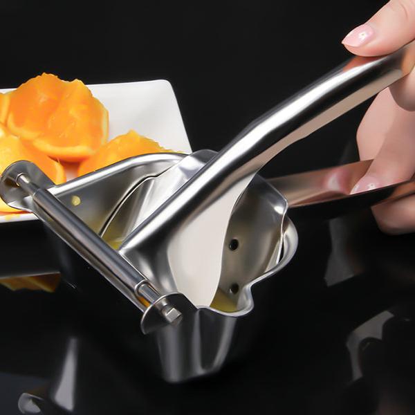 The Hand Held Juice Squeezer