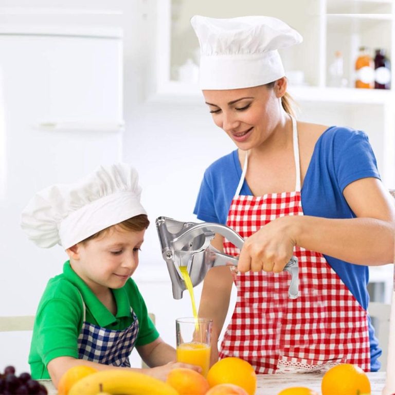 The Hand Held Juice Squeezer